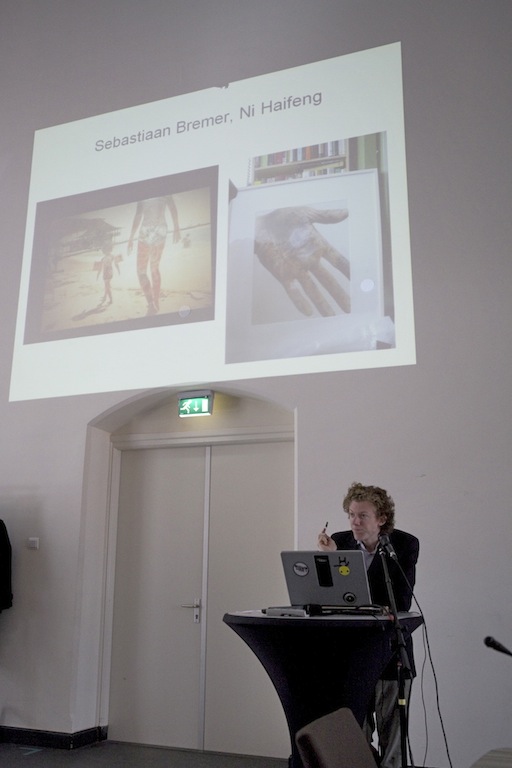symposium-sign-2010-16